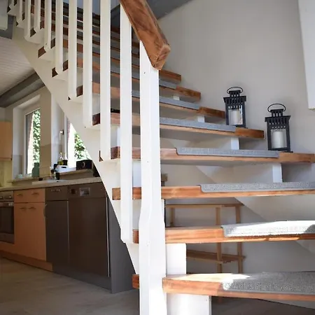 아파트 Suesse Maisonette-wohnung Auf Bauernhof Bei *