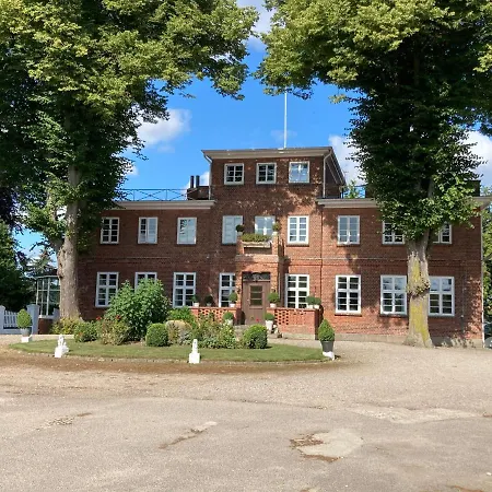 Suesse Maisonette-wohnung Auf Bauernhof Bei